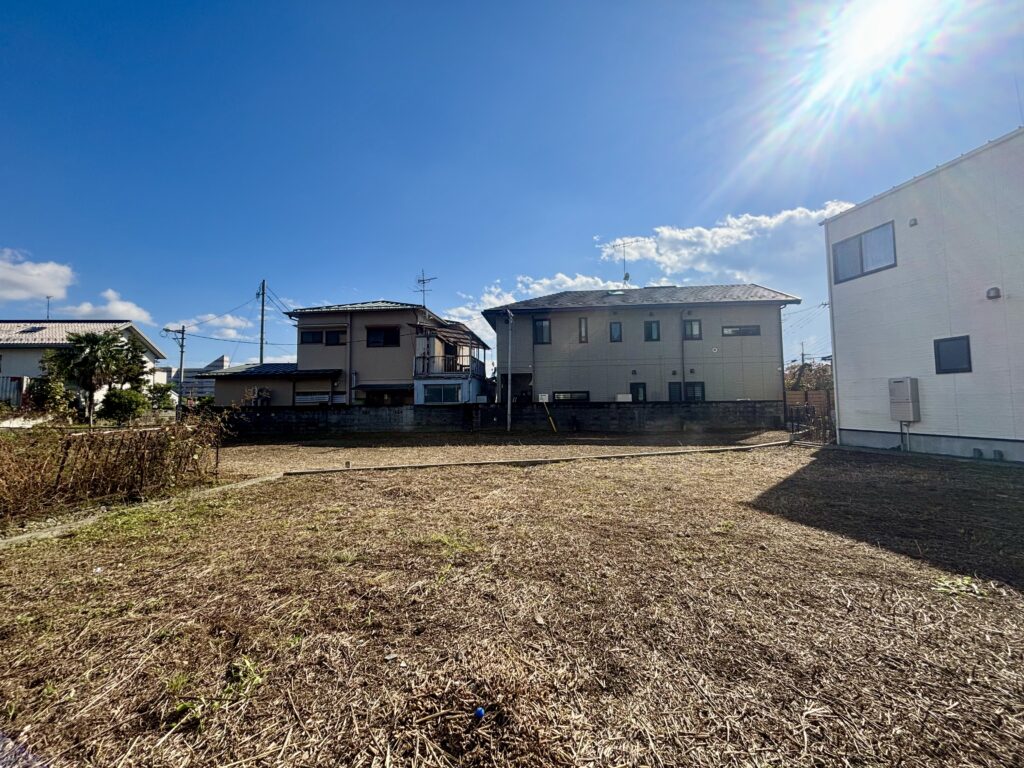 【松田町松田庶子】設計次第で理想の住まいが叶う144坪の土地